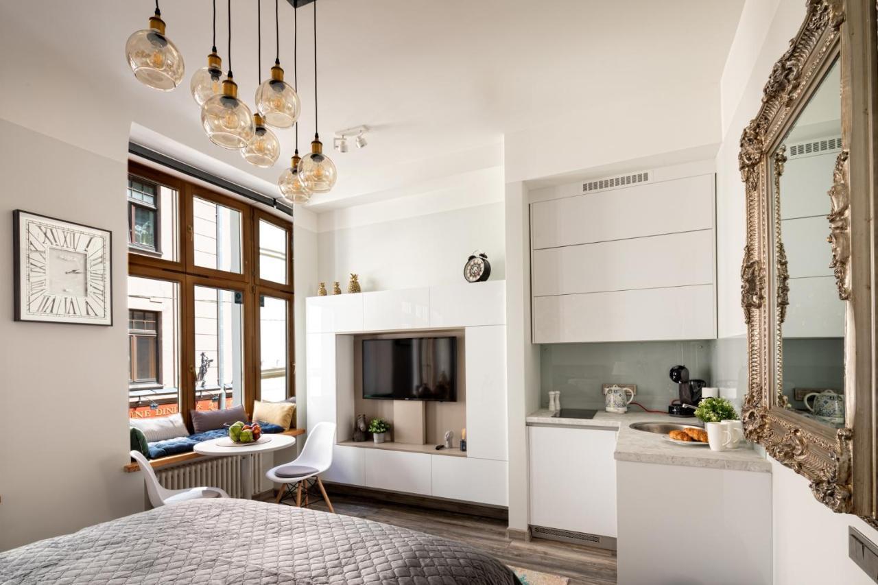 Art Design King Bed Studio Apartment In Old Town Riga Exteriör bild